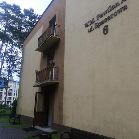 Przytulny Mini Apartament Dla 4 Osob Лукенцин Экстерьер фото